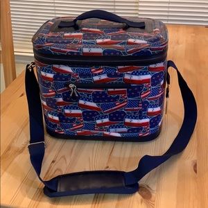 Vineyard Vines Cooler